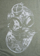Macaque Diver
